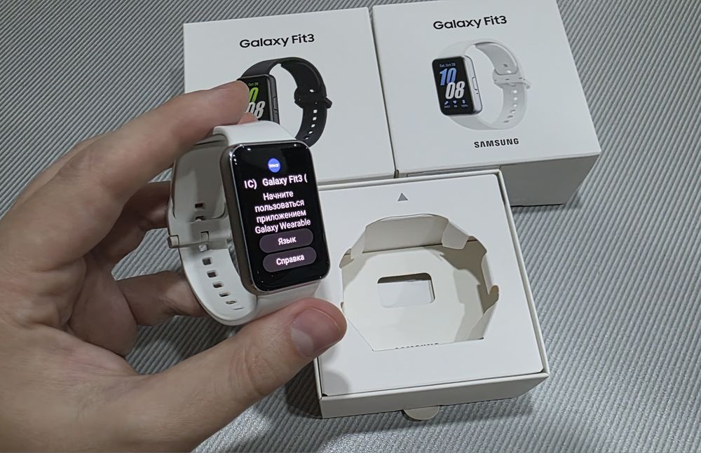 Фитнес-часы Samsung Galaxy Fit 3