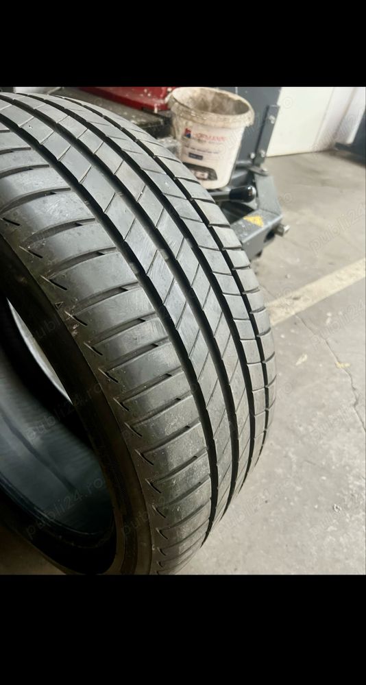 Anvelope Bridgestone 245/40 R19