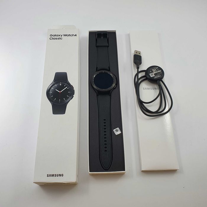 Samsung Galaxy watch 4 classic 46 в отл соcтояние полном комплекте