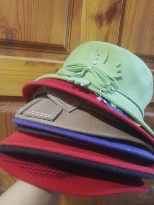 Женские головные уборы зимние