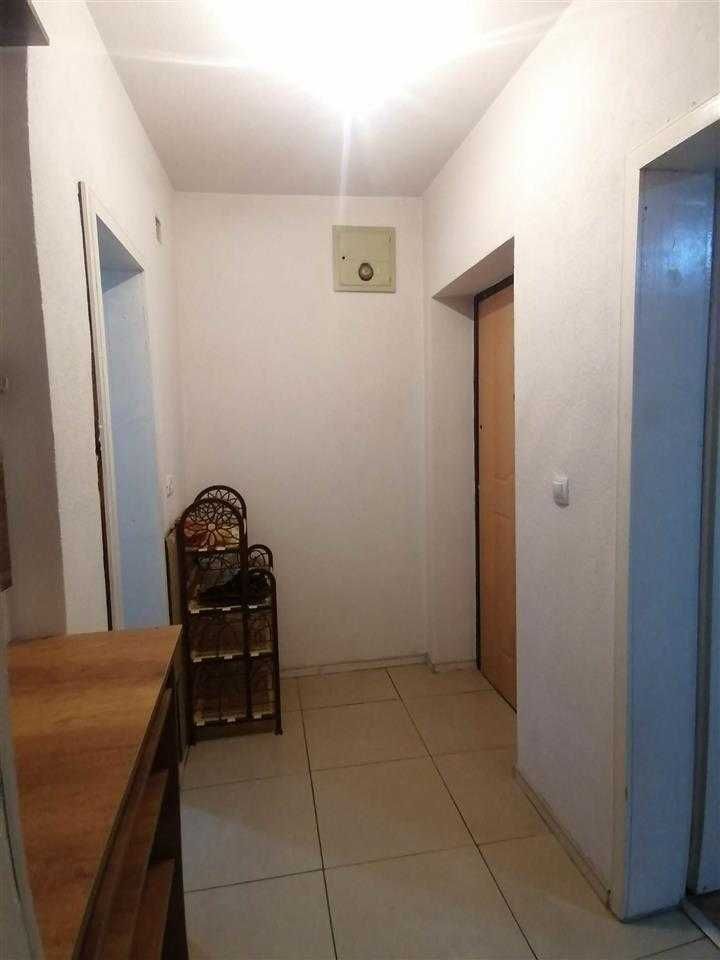 Дава се под наем Двустаен апартамент в София, Зона Б-5 - 65 кв.м за 459 € - Снимка #2