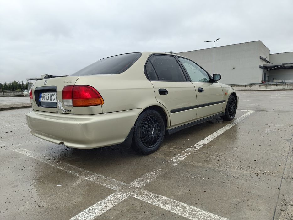 Honda Civic 1.4i