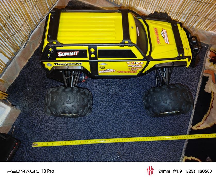 Traxxas summit 1/7 70x50cm vxl 8s