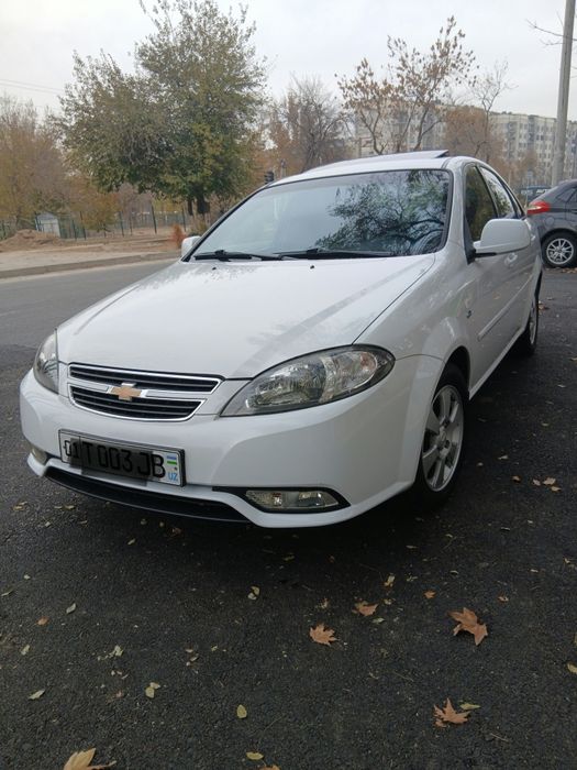 Gentra avtomat 3 pozitsiya oq sotiladi