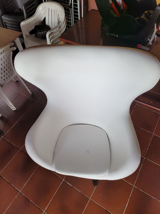 Fotoliu egg, alb, cod 594782N, SCHULLER