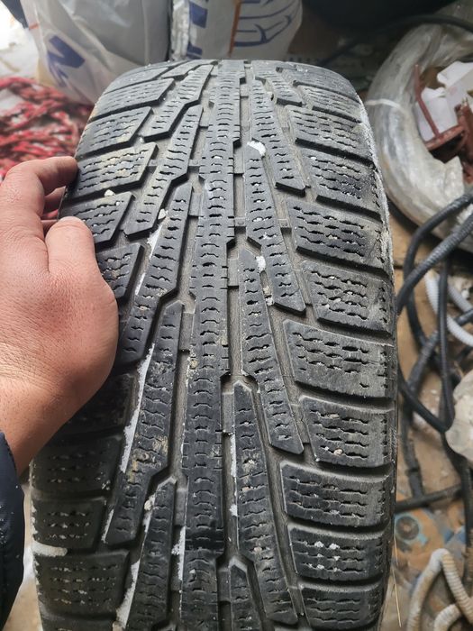 Продам зимние шины Nokian Hakkapeliitta 225/55/18