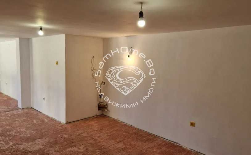 Продава се Офис в Варна, Бриз - 43 кв.м за 1047 €/кв.м - Снимка #2