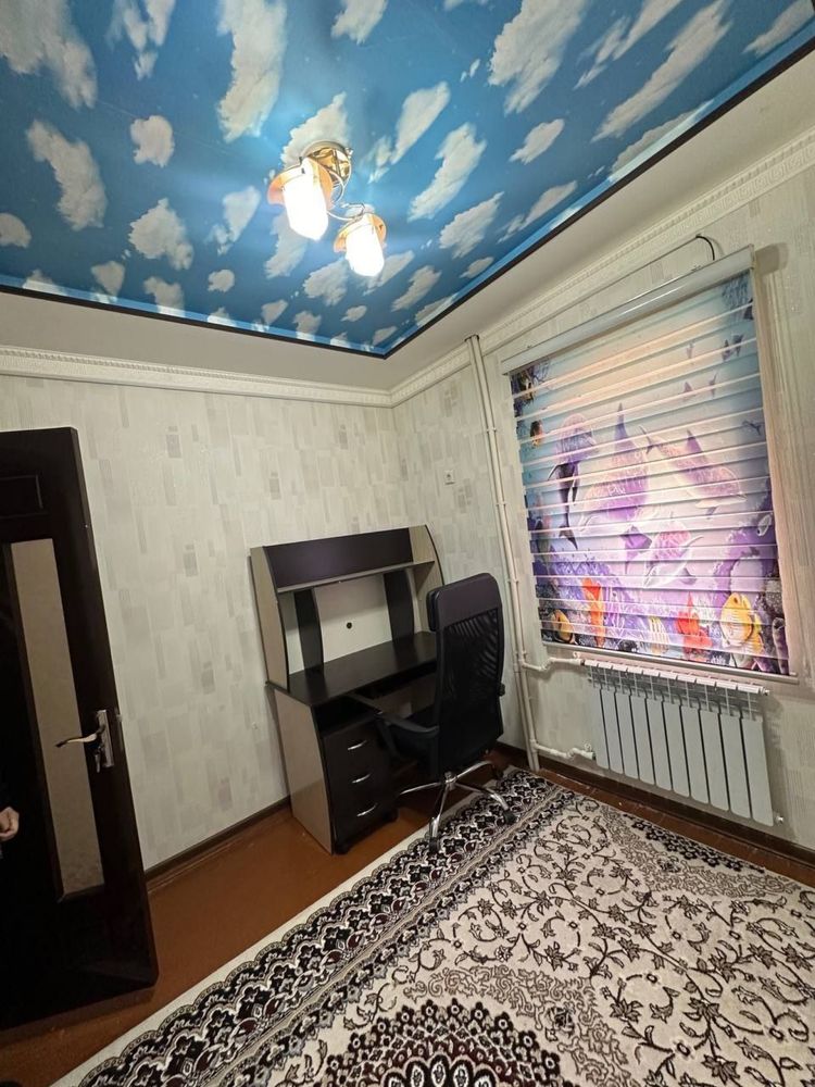 Qarshi shahar markazidan 3 xonali yevroremont uy sotiladi.