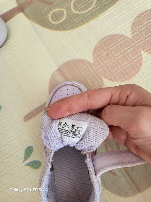 Детски спортни обувки Nike Court Borougt с велтро
