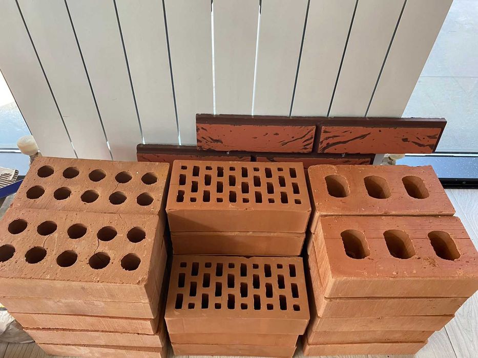 Красный жженый кирпич рядовой