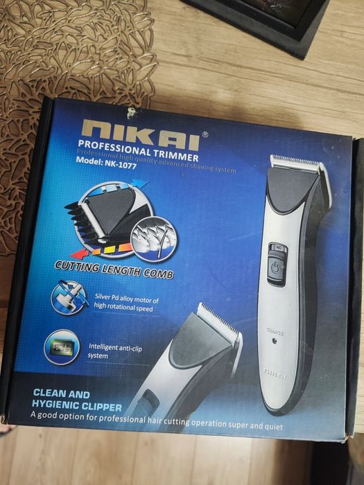 Аккумуляторная машинка для стрижки волос NIKAI
