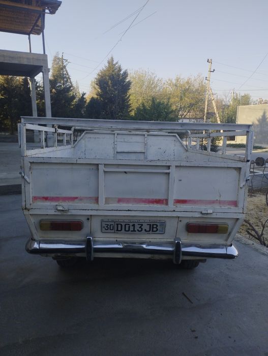 Волга Газ 24 сотилади