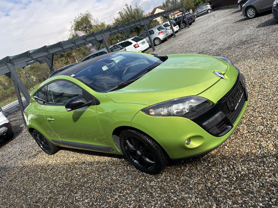 Renault Megane Coupe 1.6-16v - 110cp - 05/2012 - Climatronic -