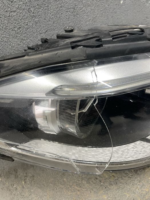 Bmw f10 f11 Adaptive led фар десен