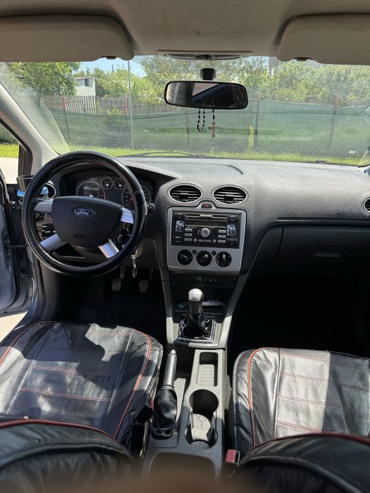 Schimb ford focus cu atv sau moto cross