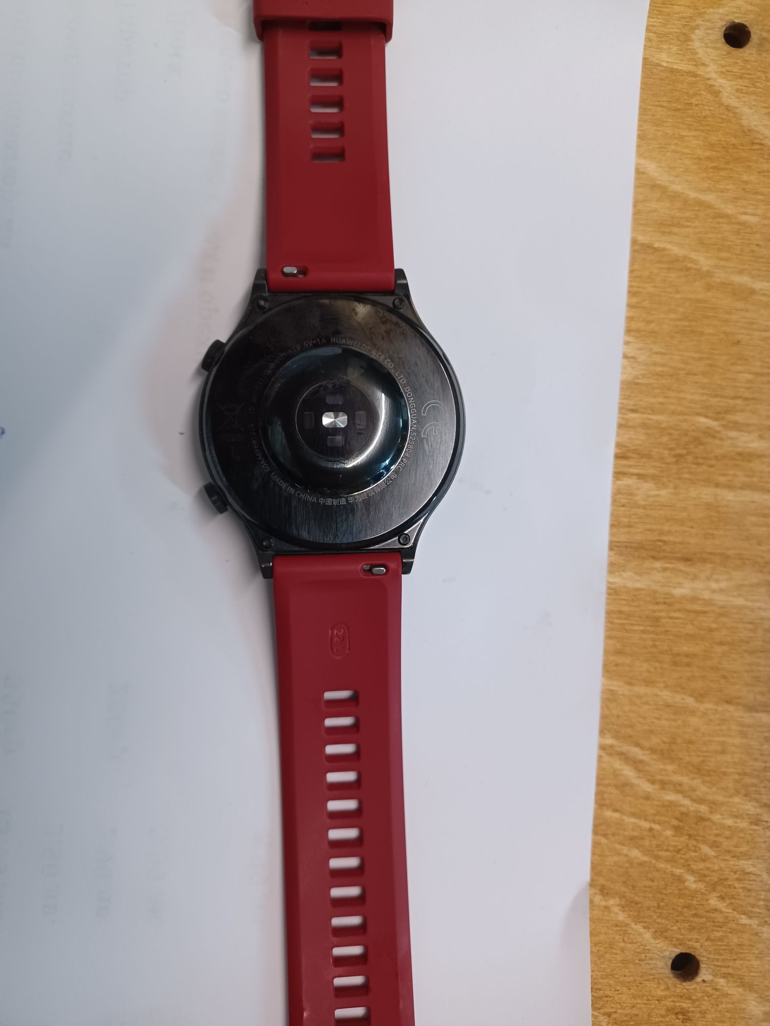 Продавам Huawei gt 2 pro
