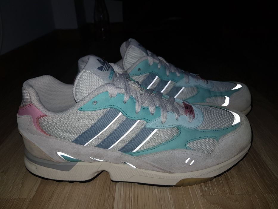 Adidasi Adidas Torsion mărimea 44 nike jordan salomon