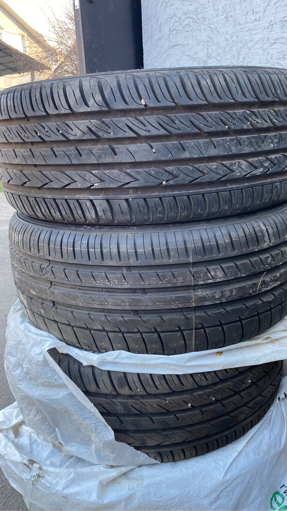 Шина 215/45 R 17