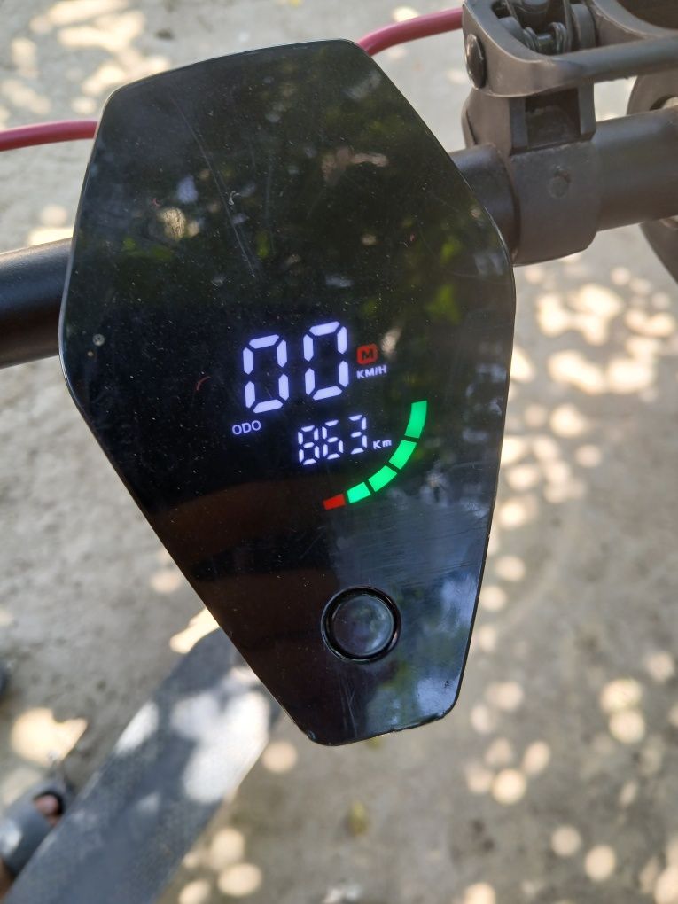 Elektra samakat sotlad max tezlik 35km yengde narx 300000 kelshamza