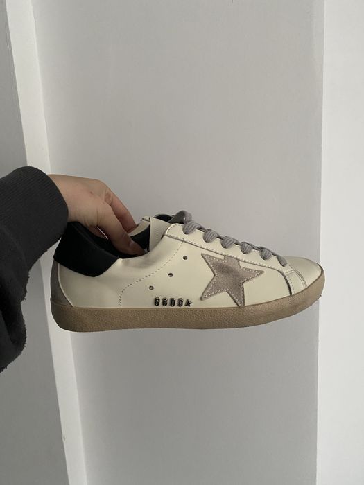 Golden Goose 38 noi