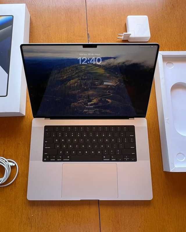 MacBook Pro 16" M1 /1T/40 cicluri