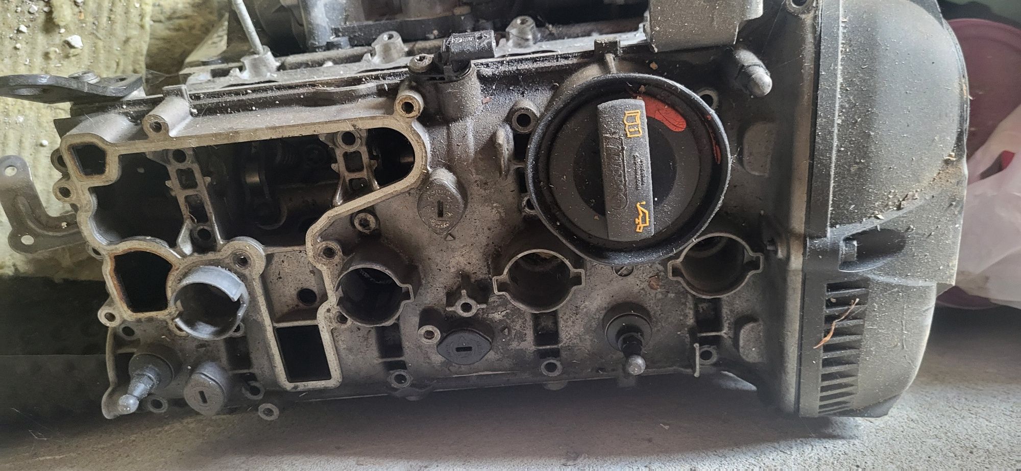 Baie ulei motor 1.8tfsi CDH pistoane pompa apa senzori a4 8k2 b8