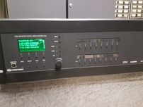 Comutator digital media Crestron DM-MD8x8