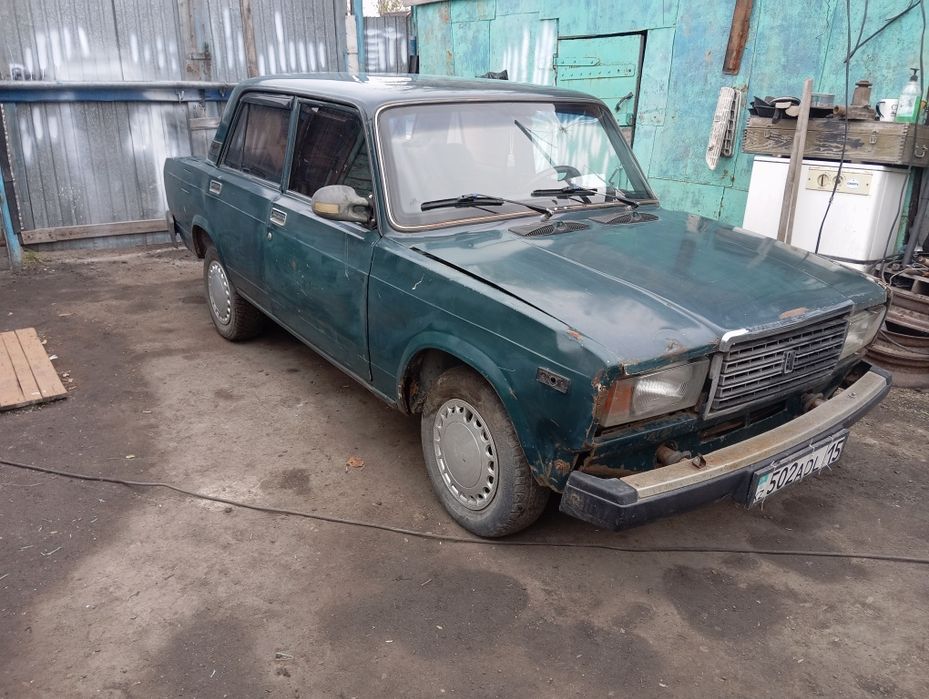 Продам 2107 на ходу 300к