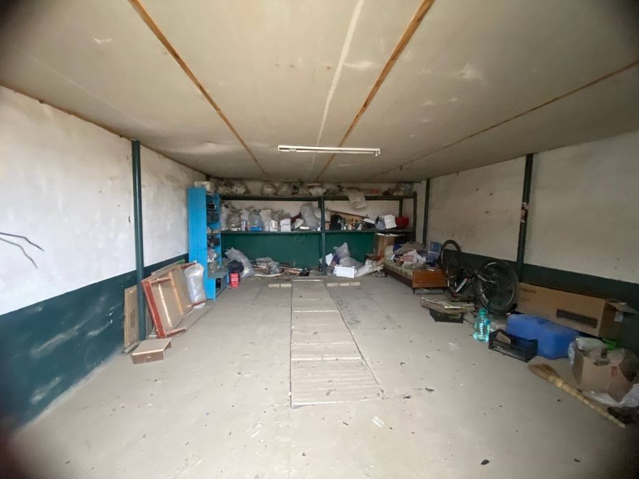 Продаеться  Гараж                    Договорная