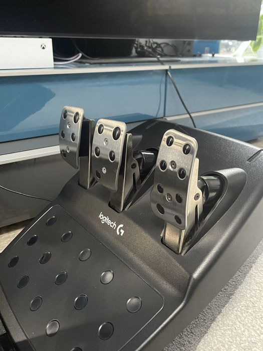 Rig Playseat Evolution si Logitech G920 full