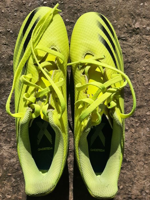 Футболни обувки / бутонки/ adidas ghosted 4