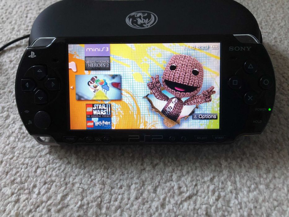 PlayStation PSP 2004 60jocuri Modat 64Gb Husa incarcator GTA GOW
