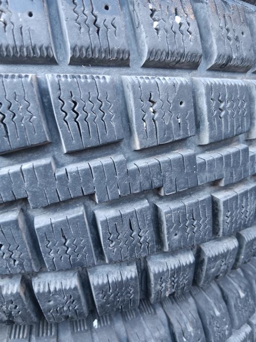 235 70 15 зимни гуми джип кал джип 4х4 гуми