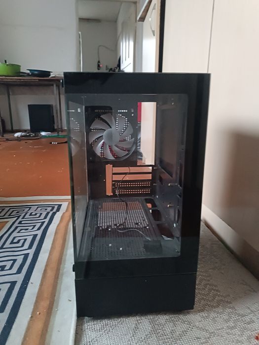 Корпус для компьютер