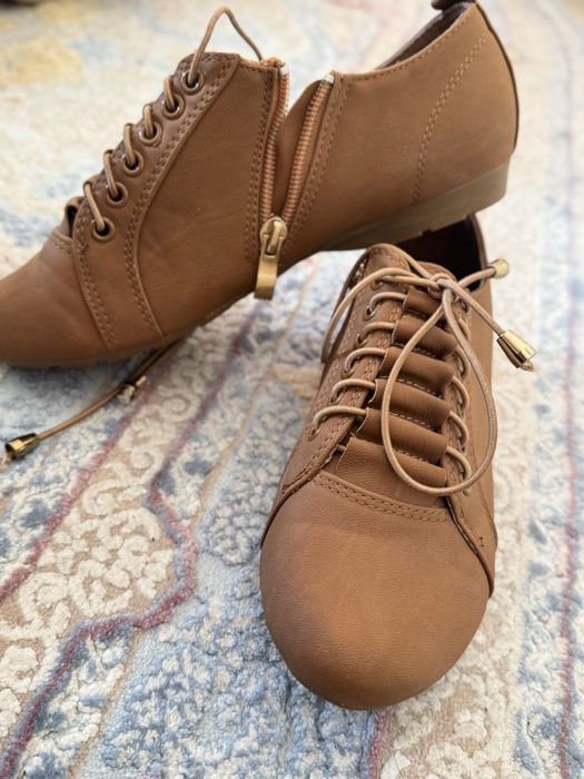 Продается женская обувь