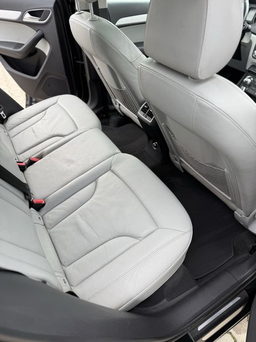 Audi Q3 2015 S-Tronic Quattro 177CP PANORAMIC/Navi/Piele