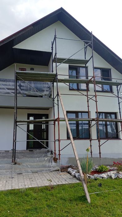 Zugrăveli faianță gresie debarasări apartamente  case mutări