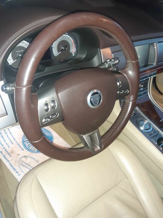 Vind sau schimb jaguar xf