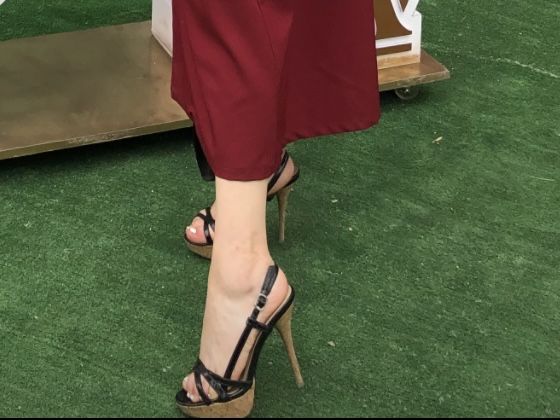 Продам шпильки черные