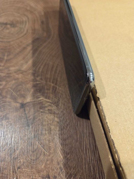 Продавам Samsung S20, 128 GB + 256 GB Card, Case, Protector