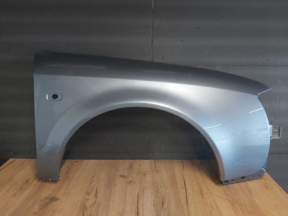 Aripa Fata Dreapta Audi A6 C5 An 1997-2001 (LY7L (Gri))