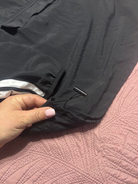 Оригинална ветровка Adidas