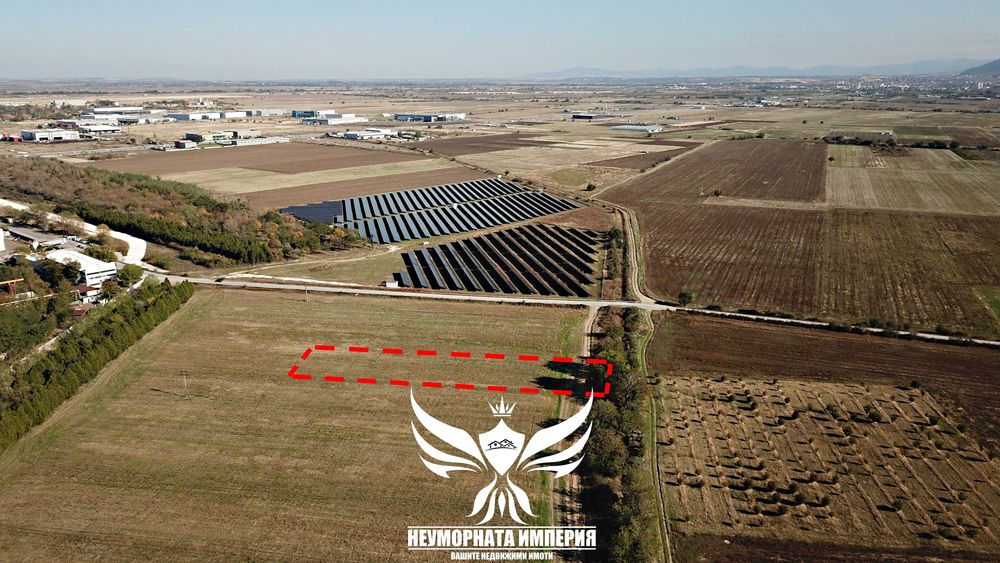 Продавам парцел 1471кв. гр.Куклен преди КЦМ на четвърта линия