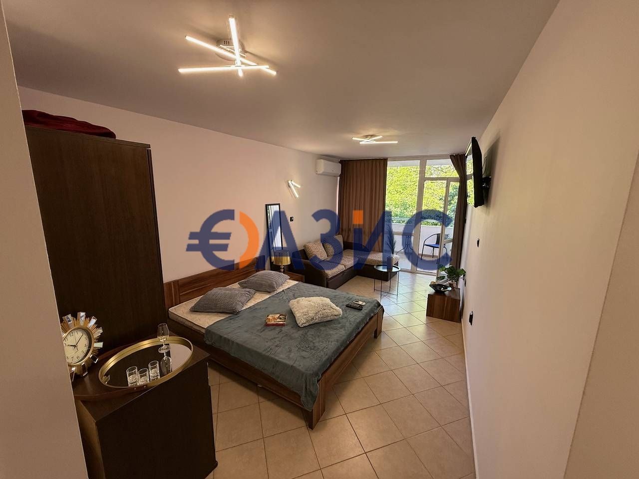 Продава се Едностаен апартамент в к.к. Слънчев бряг - 44 кв.м за 1478 €/кв.м - Снимка #1