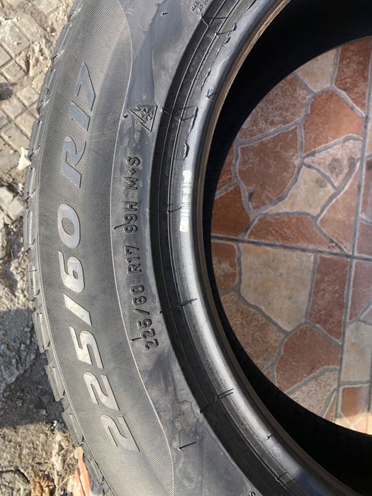 225 60 17 Pirelli de iarna