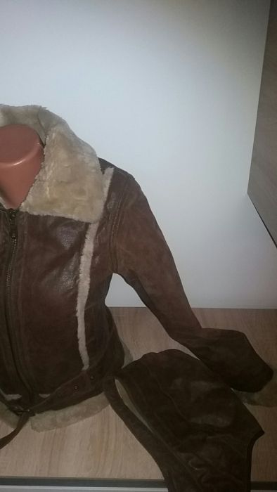 Cojoc din piele folosit in stare foarte buna