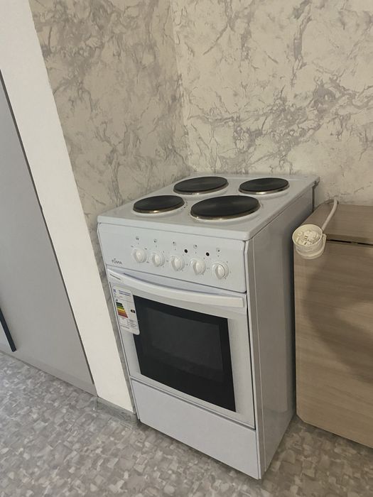 Продам электрплиту и моику для кухни