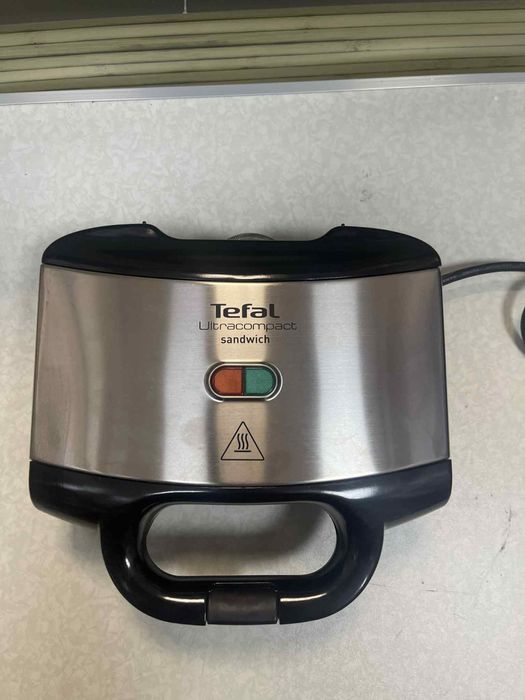 Сандвич преса Tefal SM1572
