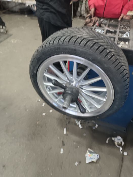 Vossen 17 yengi 205,45 17