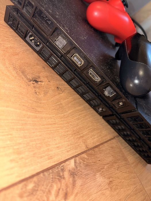 PlayStation 4 - 500GB